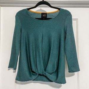 W5 Twist Front Top • Small